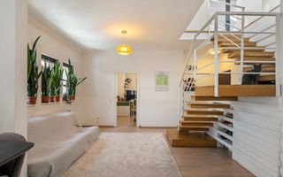 Eleganță și Spațiu în Inima Cartierului Domenii | Apartament cu 5 Camere în Vilă - Poză 4