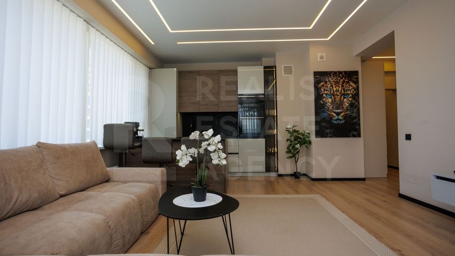 Vânzare, apartament, 3 camere, str. Bogdan Voievod, Rîșcani - Poză 1