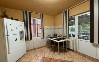 Casa de Vânzare 4 camere Sigmir - Poză 12