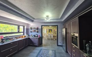 Lux la 5 minute de Iulius Twon - Poză 84