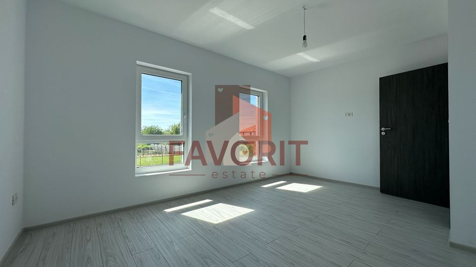 Duplex | Parter + Etaj | Toate utilitatile | Curte generoasa | Sacalaz - Poză 11