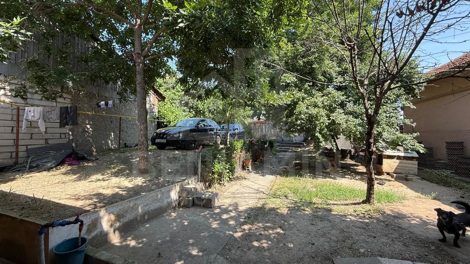 Casa batraneasca cu teren 432mp-Brestei pe principala-Pozitie Buna - Poză 1