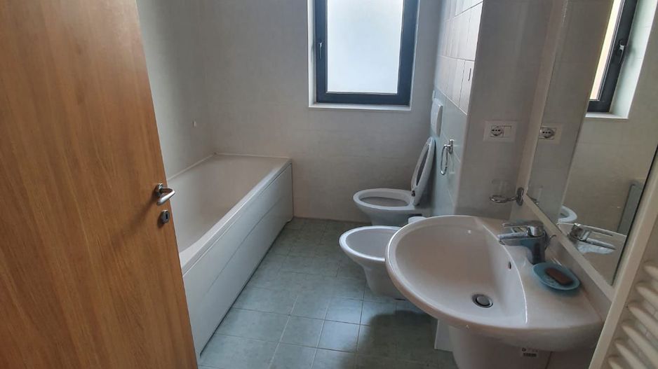 Apartament 3 camere în imobil nou - Poză 15