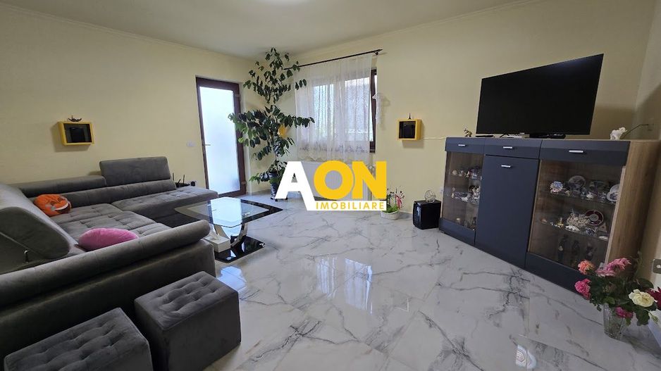 Casa 5 Camere Zona Schit, 520mp Teren, cu Garaj - Poză 9