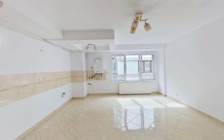 Apartament în vilă cu curte, etaj 1 - Poză 2