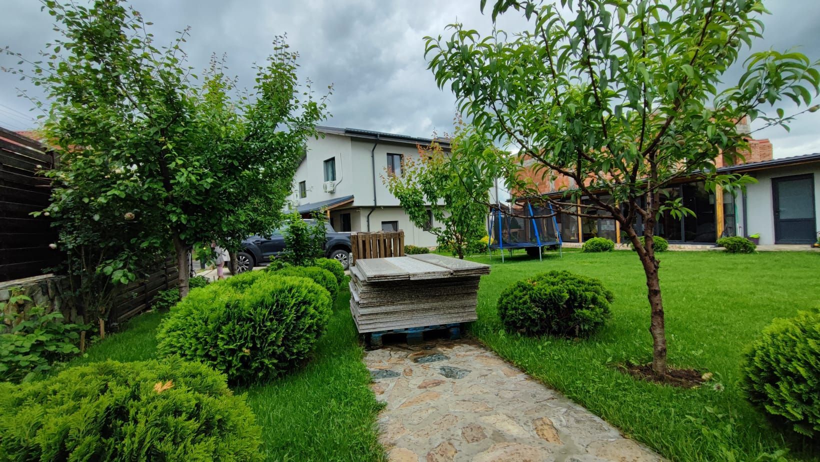 Duplex premium cu curte superb amenajată și anexă 80 mp - Poză 6