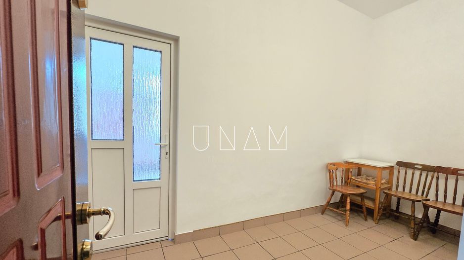 Birou renovat | Blocul 800 | ideal cabinet sau servicii - Poză 5