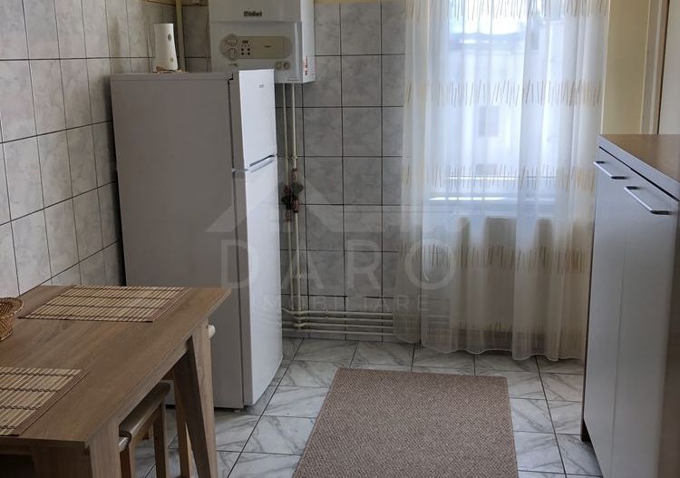 Apartament cu 3 camere Tudor zona Cantemir - Poză 3