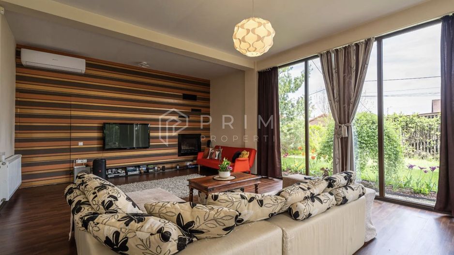 Vilă cu design și dotări deosebite de vânzare - Poză 3