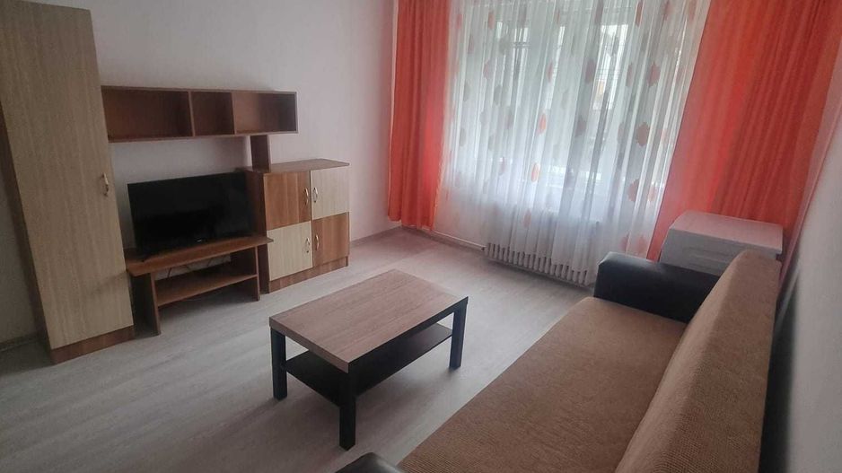 De inchiriat - Apartament 2 camere - Poză 1