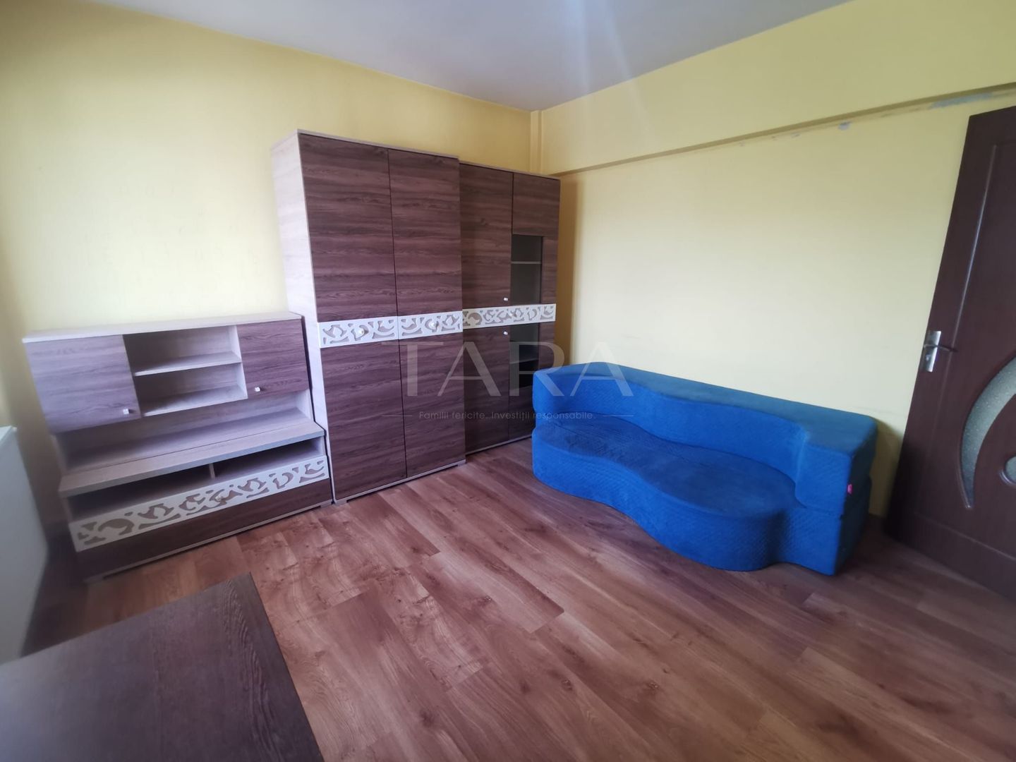 EXCLUSIVITATE.  Apartament decomandat, 2 camere, central Gheorgheni. - Poză 3