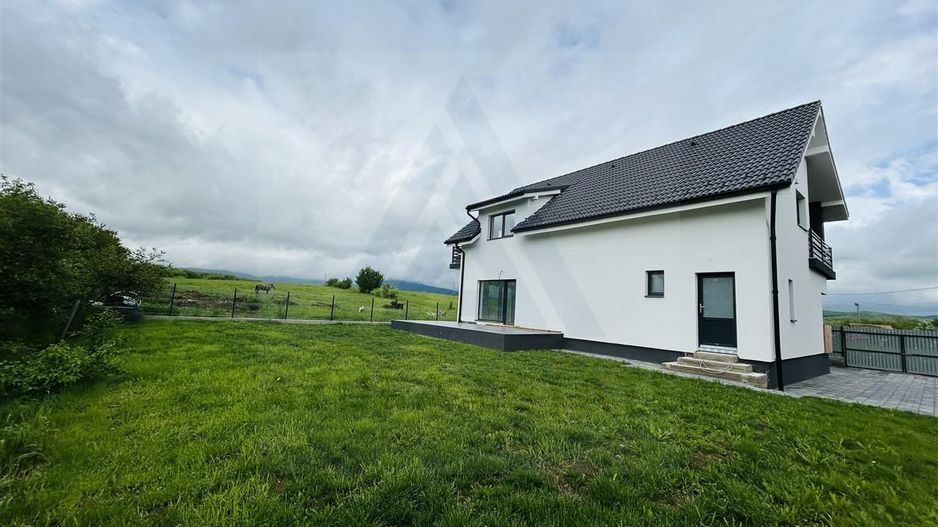 Casa intabulata premium finisata 5 camere curte 490 mp in Cristian - Poză 4