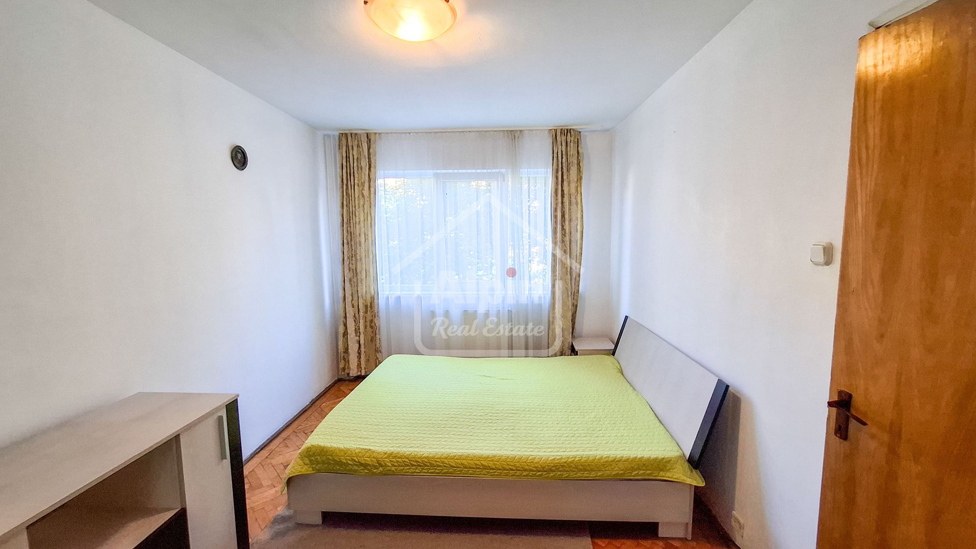 Apartament Zona Linistita I Centrul Civic I CEC Bank - Poză 11