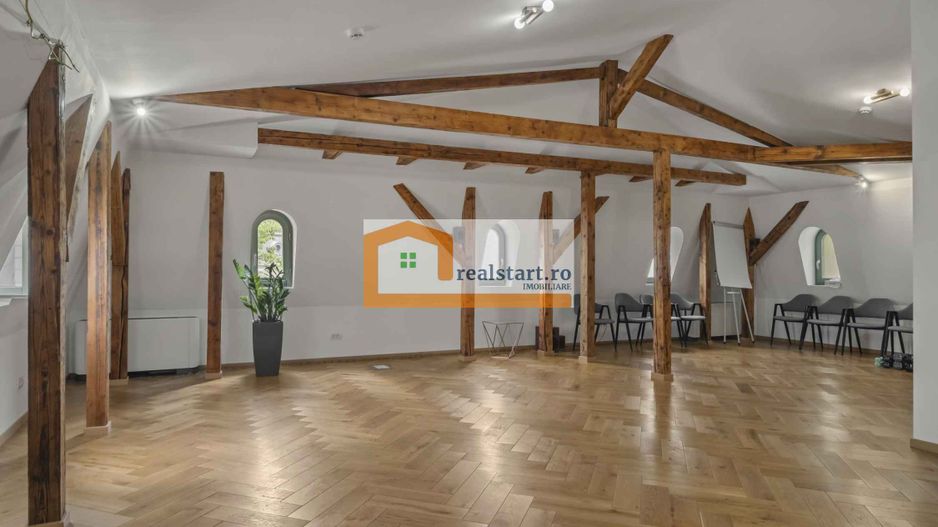 Cartierul Armenesc, Vila impozanta S+P+M, teren 615mp, terasa, curte - Poză 13