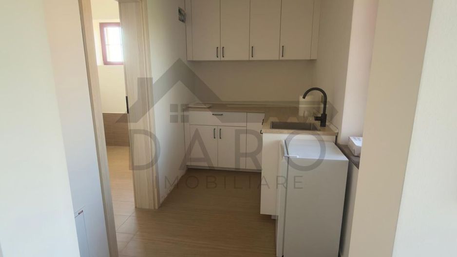Spațiu birouri premium – 309 mp utili + 520 mp parcare pavata in curte - Poză 13