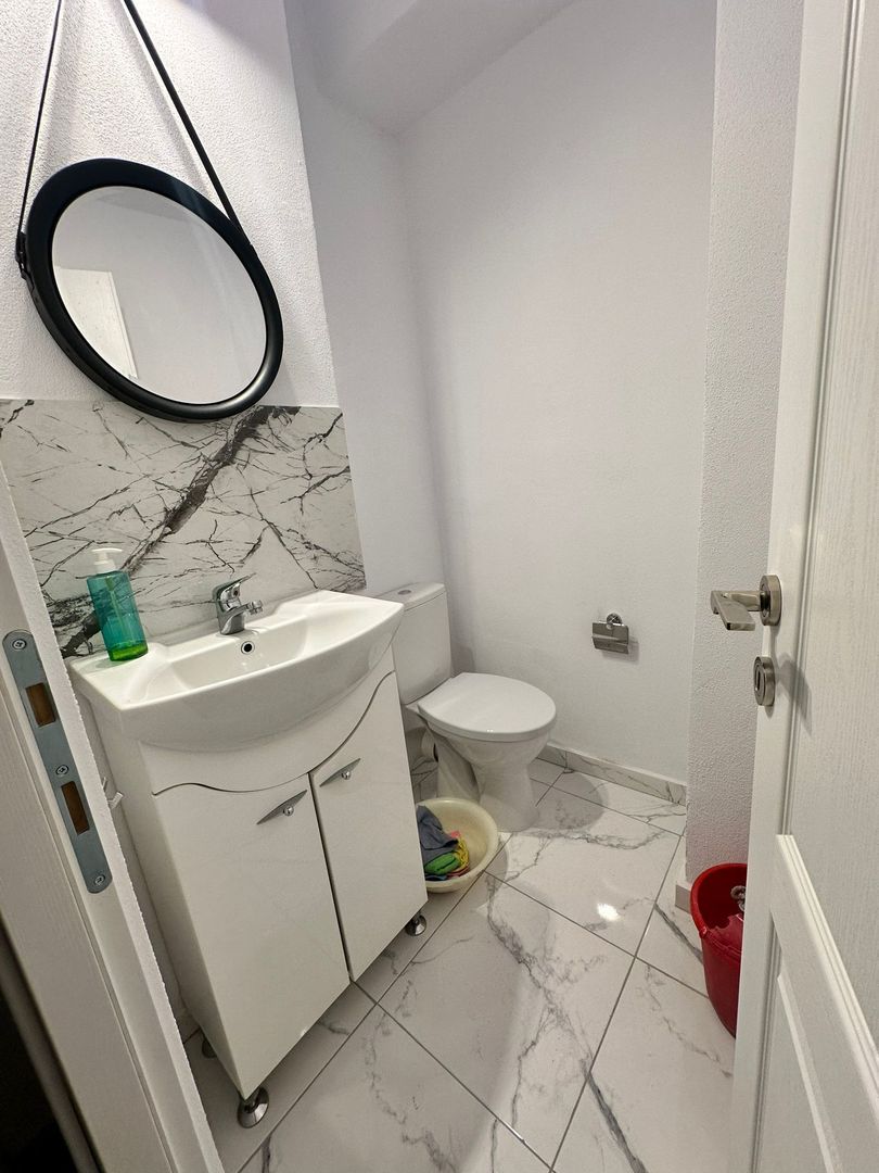 Apartament cu 3 camere in bloc reabilitat termic - Poză 10