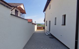 Casa tip duplex , 250 mp curte zona Arhitectilor - Poză 5