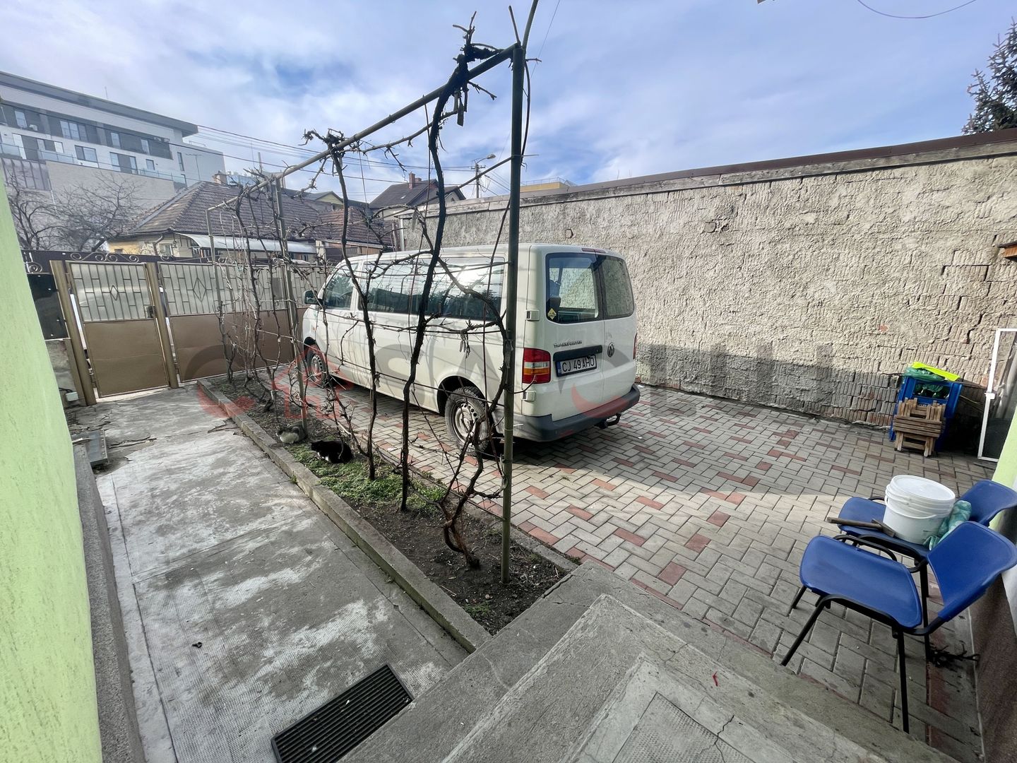 Imobil cu multiple posibilități de utilizare, cu doua locuri de parcare in curte - Poză 16