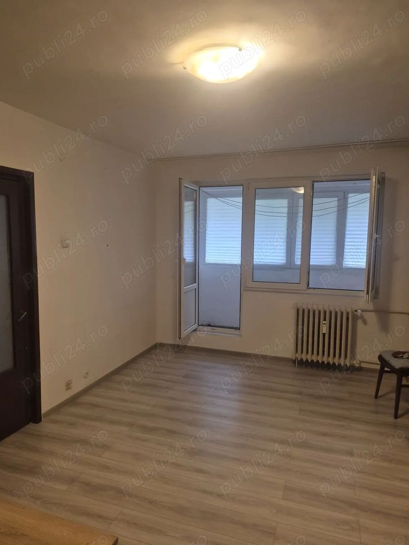 Vanzare apartament 2 camere, decomandat - Poză 5