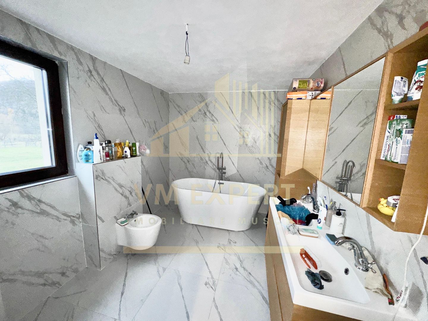 CASĂ 5 CAMERE 252 MP TEREN 1362 MP DRAGOSLAVELE ARGEȘ - Poză 16