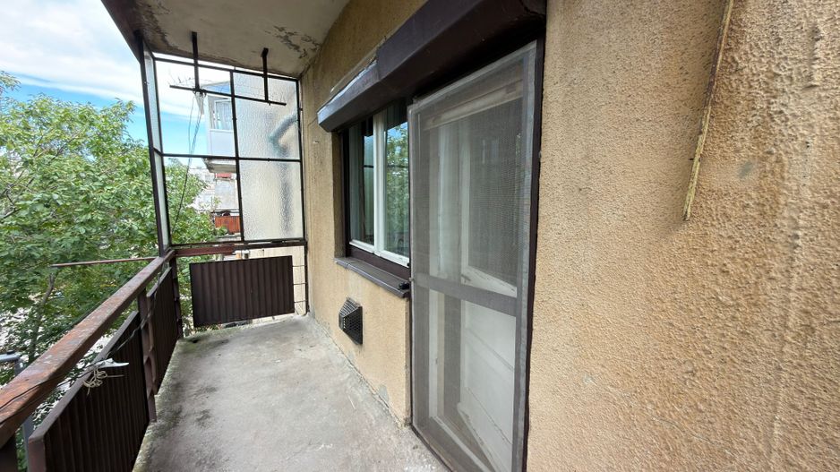Apartament 2 camere MV1 Str. Narcisei 5 Etaj III - Carei - Poză 11
