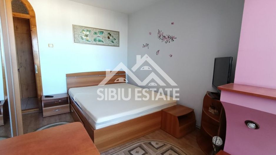 Apartament de vanzare cu 3 camere, decomandat - Valea Aurie - Poză 15