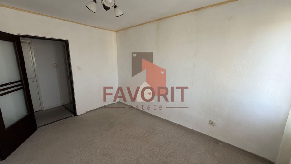Disponibil imediat. Pozitie excelenta. Bloc izolat - Poză 16