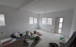 Duplex cu 3 domitoare si bucatarie inchisa, Mosnita Noua - Poză 3