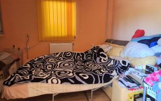 Vila pretabila pensiune + restaurant,  10 camere,  1000MP teren - Poză 25