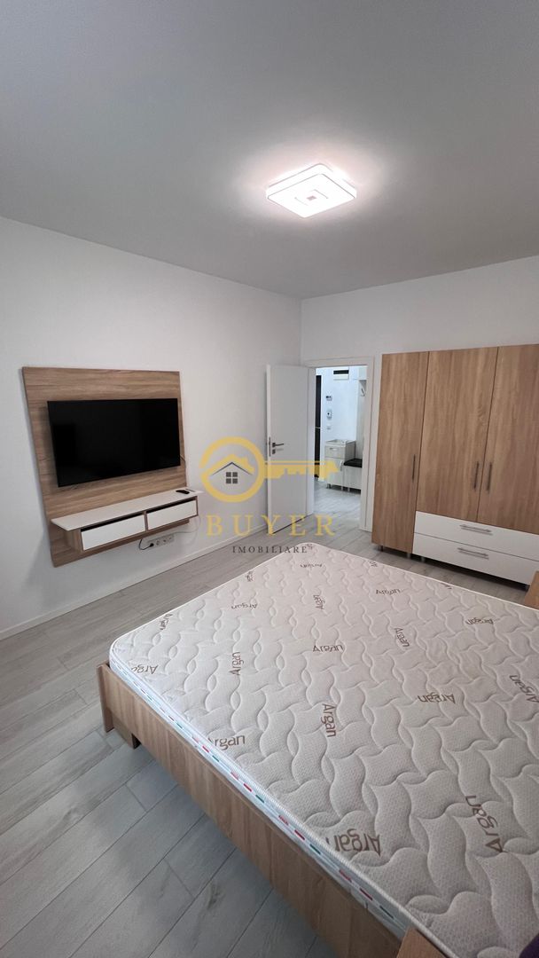 Garsoniera pe Pictor Brana, Selimbar- Etaj 2, loc de parcare si boxa - Poză 8