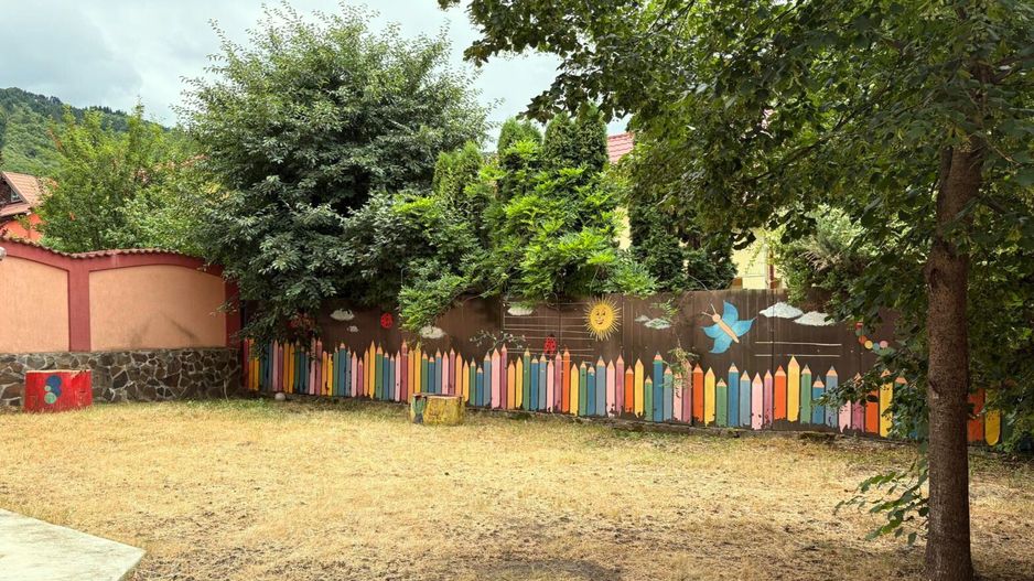 Inchiriere casa individuala multifunctionala zona rezidentiala Bunloc - Poză 2