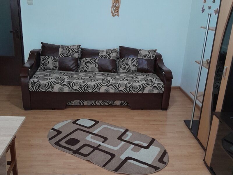 GARSONIERA GORJULUI, BUCATARIE INCHISA, METROU 3 MINUTE, LIBER - Poză 2