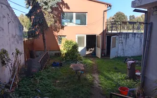 Casa cu 2 corpuri de cladire | zona 7 Noiembrie - Poză 11