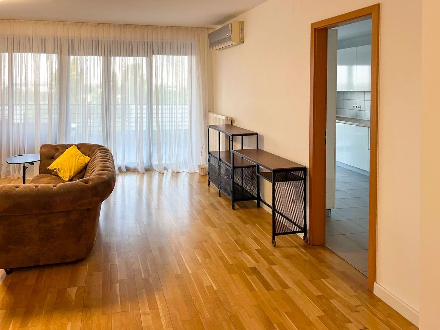 Chirie | Apartament 4 camere 127mp | Parcare | Vatra Nouă - Poză 2