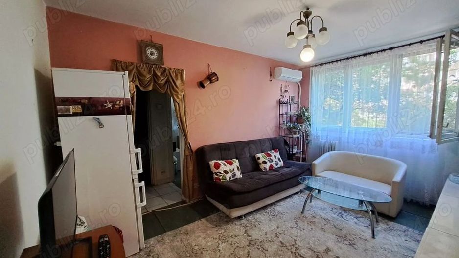 Vând apartament 3 camere,semidecomandat, 44mp,Militari-Apusului - Poză 1