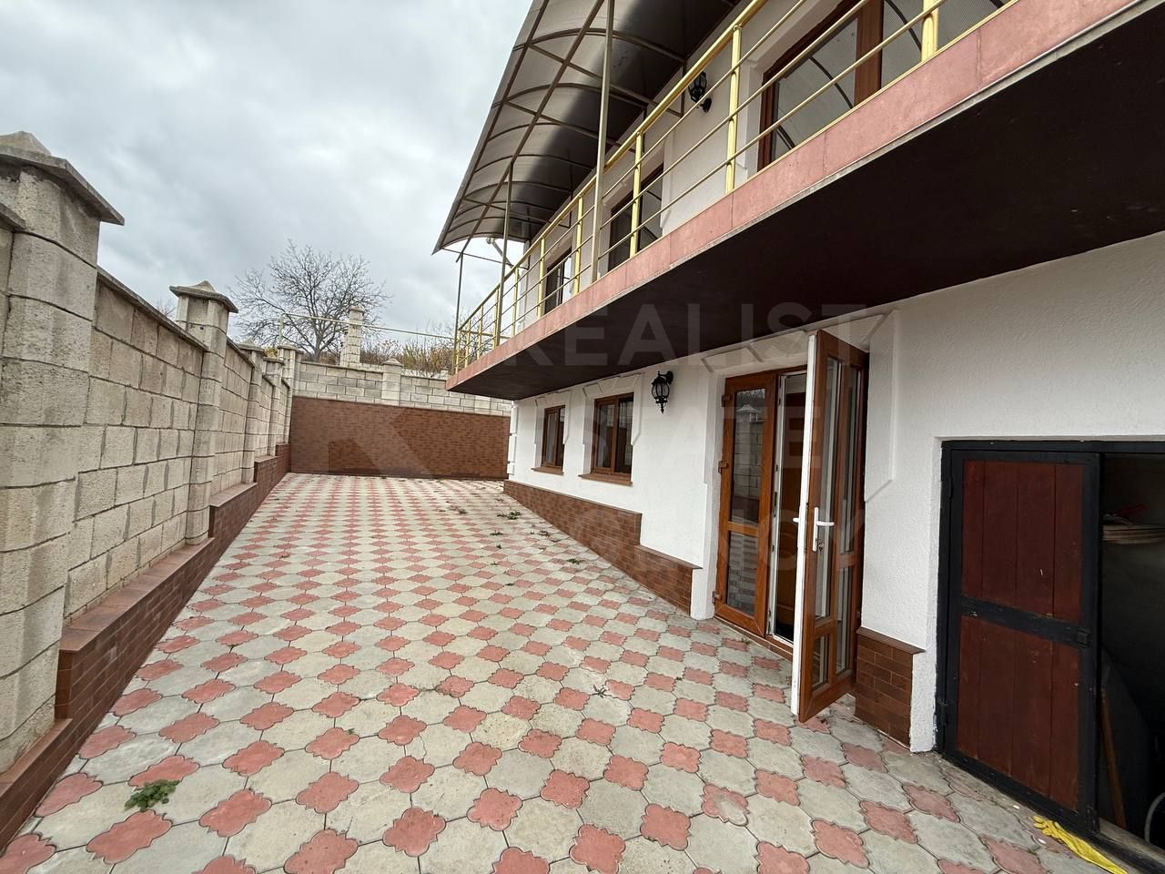 Chirie, casă, 5 camere, strada Sfântul Mihail, Băcioi - Poză 2