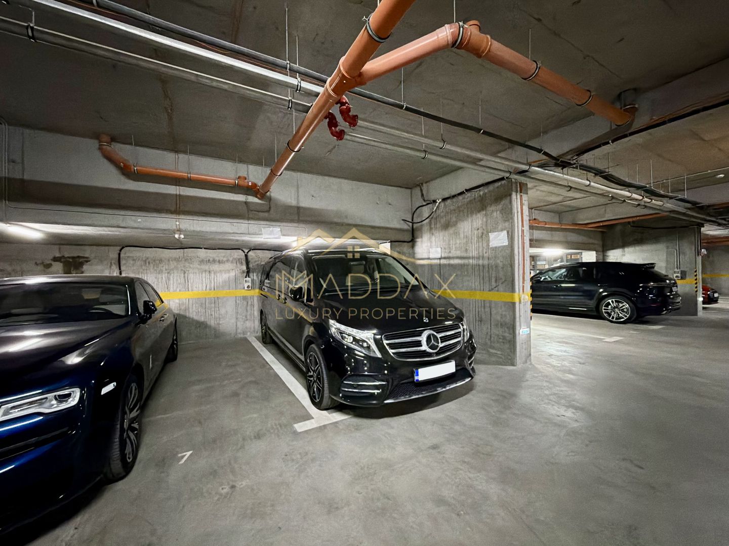 Penthouse cu 4 camere // terasă 70 mp / 200 mp / 3 parking / Straulesti - Poză 43