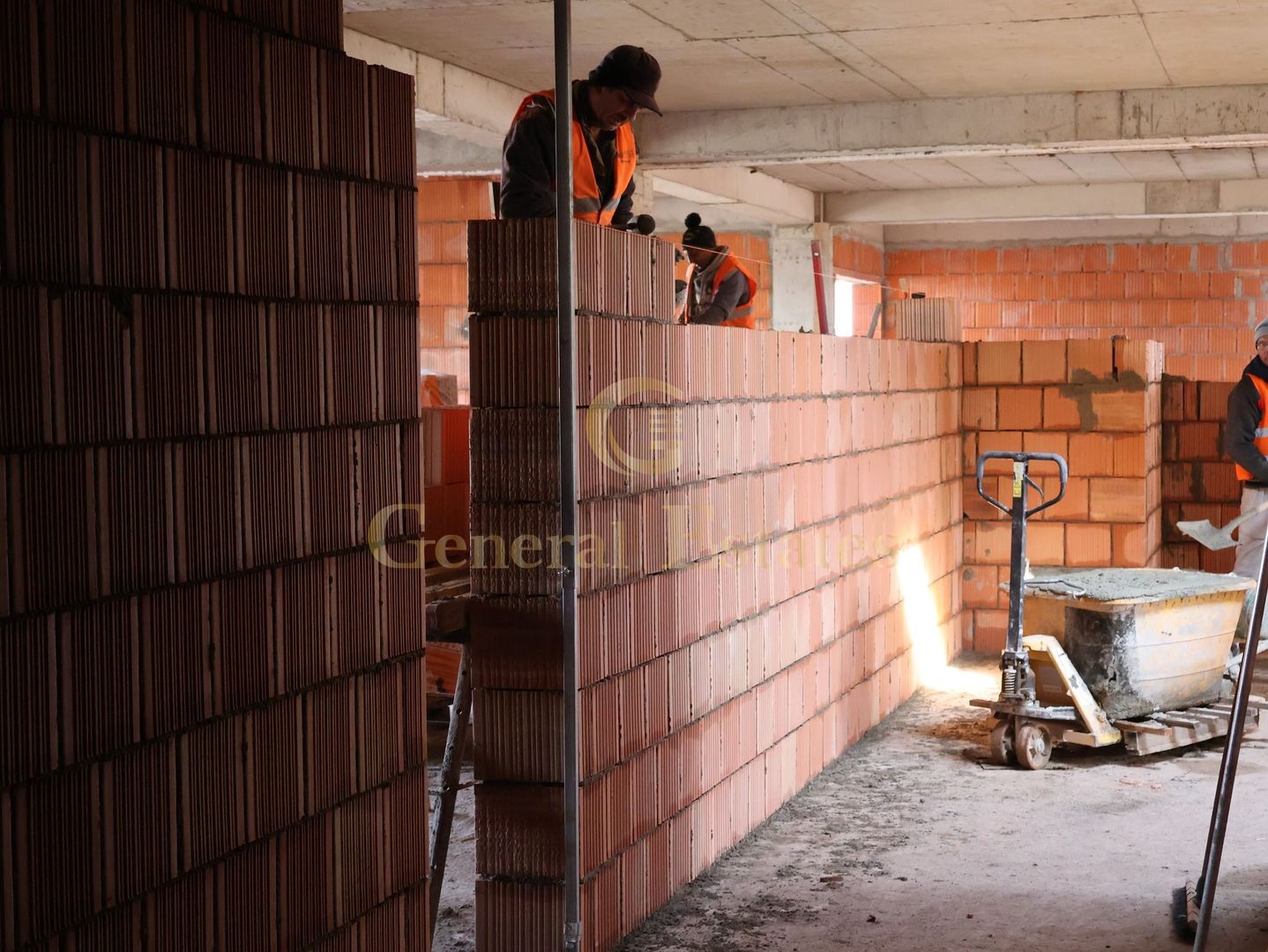 Apartament 3 camere, 75 mp utili + balcon, orientare Sud-Vest - Poză 23