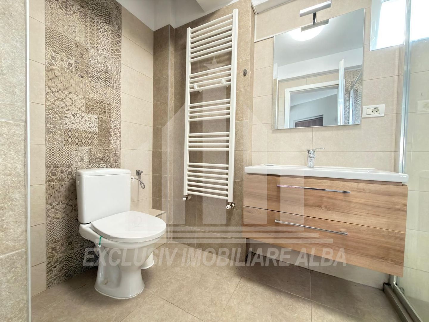 Apartament 3 camere | Etaj 1 | 68 mp | Bloc Nou | Cetate - Poză 5