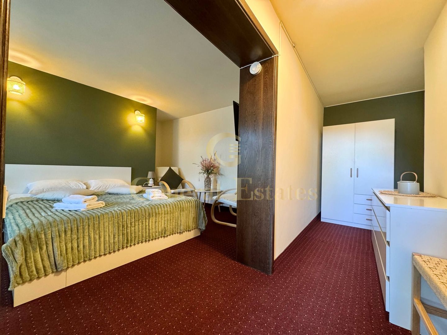 Vânzare Afacere Activa - Hotel - 4 Nivele 750 mp - Poză 10