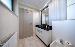 Penthouse superb, 3 camere+parcare subterana ,203 mp-Coresi - Poză 10