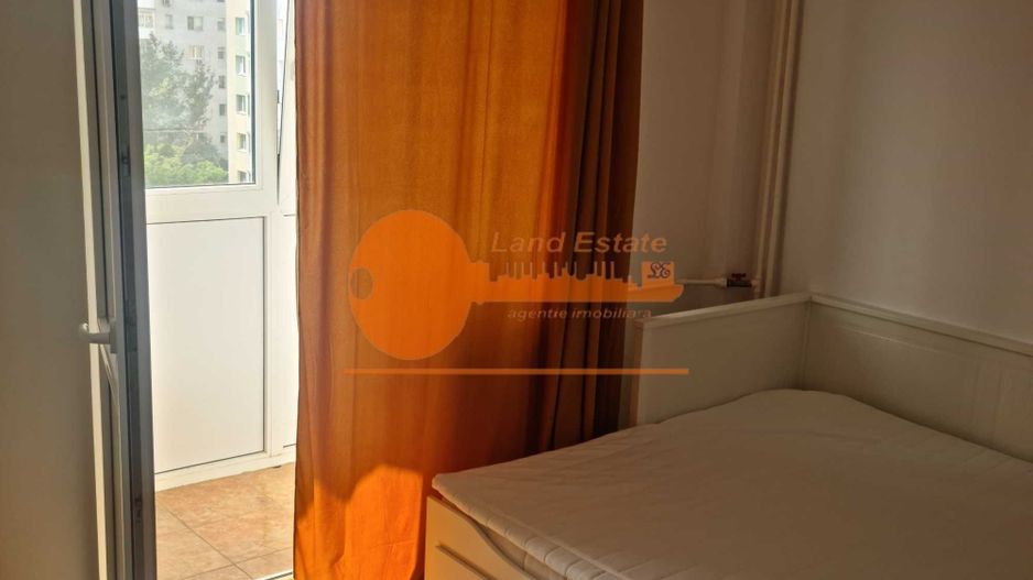 Vânzare Apartament 2 Camere Piața Victoriei - Poză 3