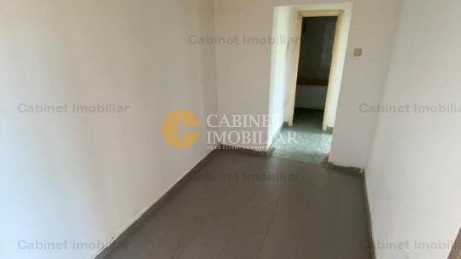 Apartament cu 3 camere Decomandat - Etaj 2 - Zona Podu Ros - Poză 6