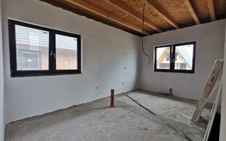 De vânzare casă cu 4 camere, la nivel semifinisat, Cihei - Poză 4