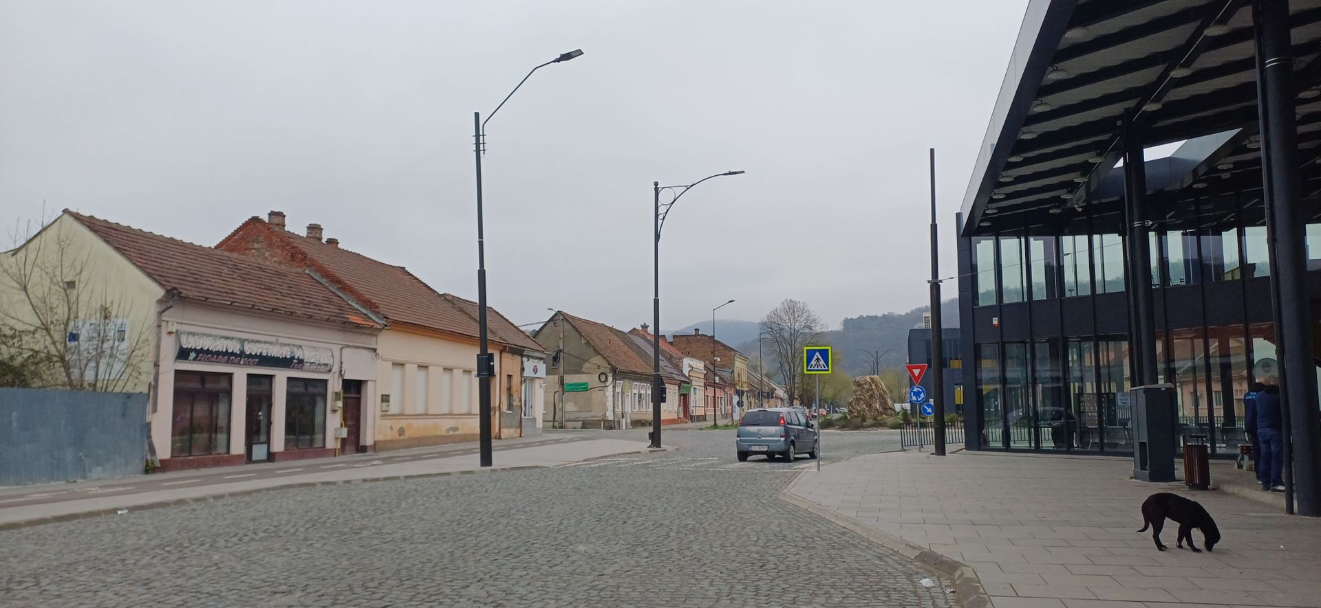 Vand afacere, utilaje si cladire - Poză 9