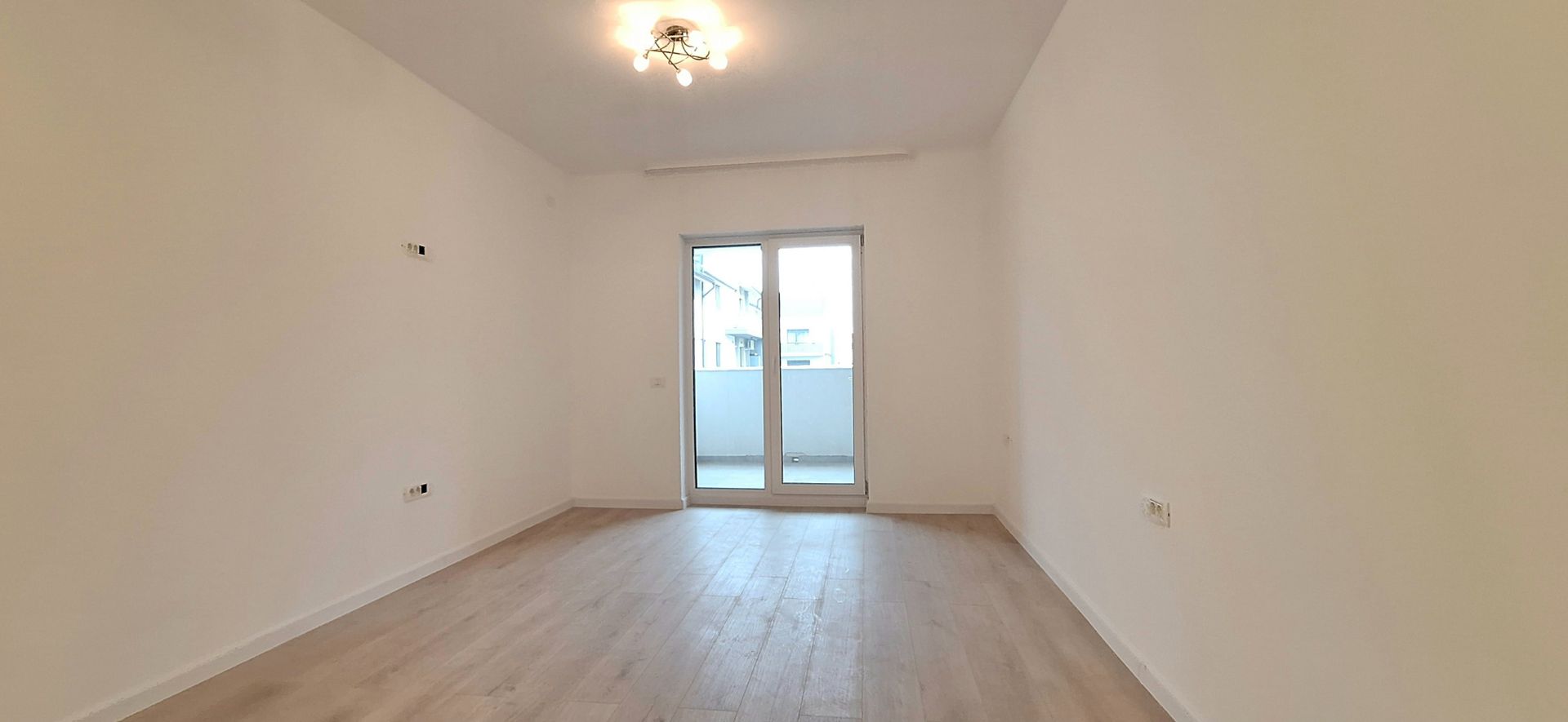 Apartament cu 3 camere si loc de parcare - Kaufland - Poză 16