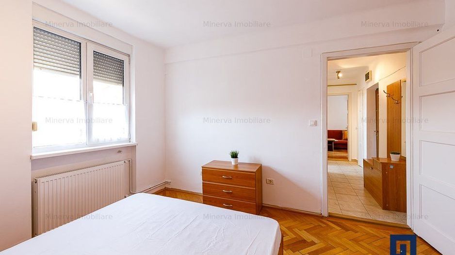 Bd CD LOGA Închiriere Apartament 2 camere decomandat, mobilat utilat, 340 euro - Poză 3