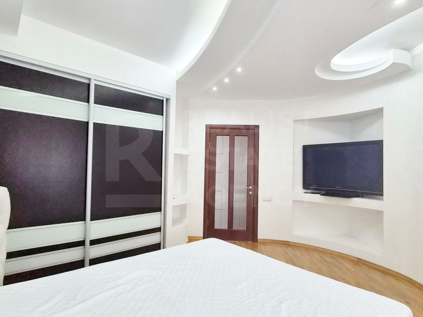 Chirie, apartament, 3 camere, Str.Academician Sergiu Rădăuţanu,Rîșcani - Poză 12