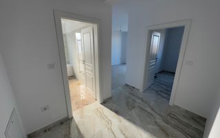 Disponibil imediat. Decomandat. TVA 21% inclus in pret - Poză 3