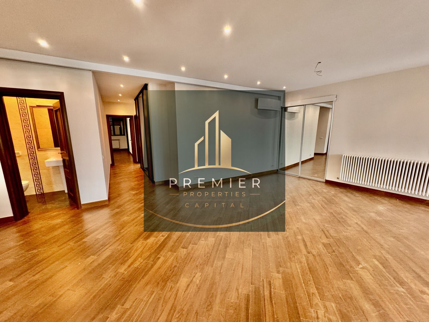 APARTAMENT DE 3 CAMERE DE VANZARE IN BLOC SOLID | DOROBANTI | R.BELLER | - Poză 1